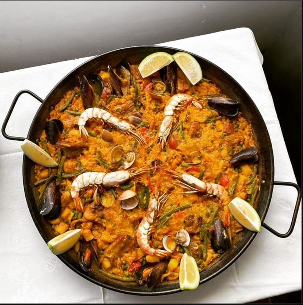 Paella de marisco